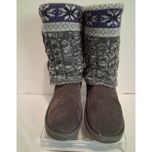 Women's LUK-EEE Gray Knit Size 7 Button Winter Boots Warm Cozy Comfort Shoes